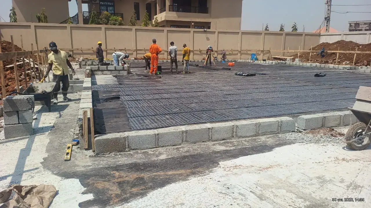 Concrete slab pouring